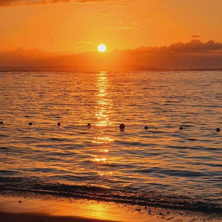 Sunsetview Beach Apartment Flic-en-Flacq Εξωτερικό φωτογραφία