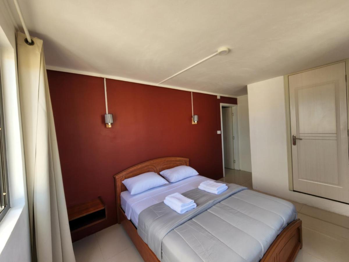 Sunsetview Beach Apartment Flic-en-Flacq Εξωτερικό φωτογραφία
