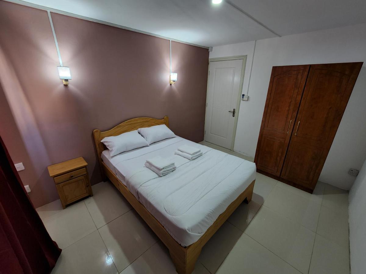 Sunsetview Beach Apartment Flic-en-Flacq Εξωτερικό φωτογραφία