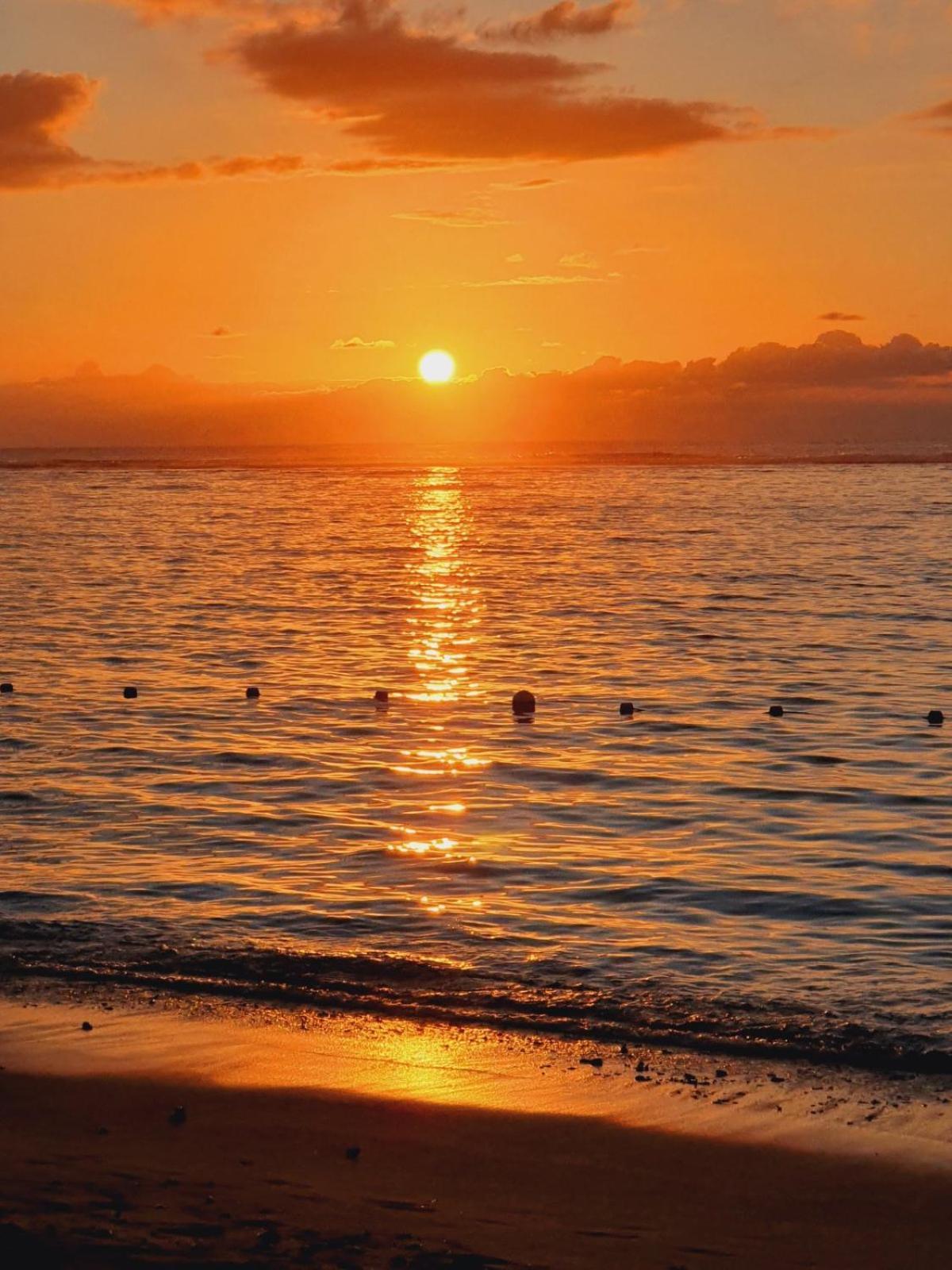 Sunsetview Beach Apartment Flic-en-Flacq Εξωτερικό φωτογραφία
